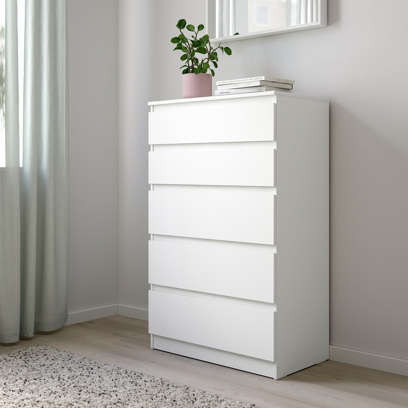 White 5 store dresser drawer